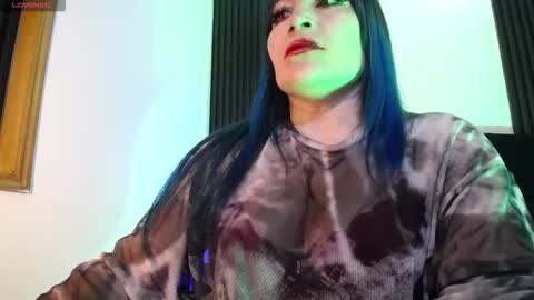 Snapshot of alice_sweetmomma chatting on October 28, 8:22 pm Alice online show from October 28, 8:22 pm