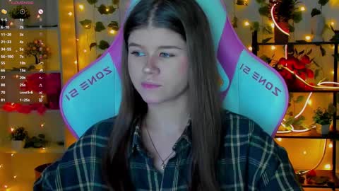 Alice online show from November 8, 10:30 pm