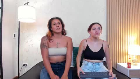 Snapshot of aliceandsia chatting on June 26, 8:02 pm Alice and Asia online show from June 26, 8:02 pm