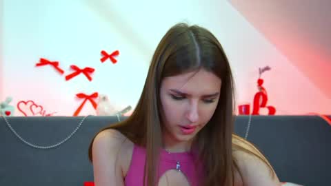 Snapshot of aliceatkin chatting on May 28, 6:21 am Alice online show from May 28, 6:21 am