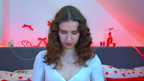 Snapshot of aliceatkin chatting on July 23, 6:11 am Alice online show from July 23, 6:11 am