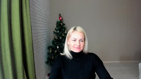 Snapshot of alicee__grace chatting on January 20, 8:52 am Alicee online show from January 20, 8:52 am