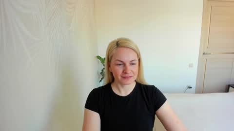 Alicee online show from March 24, 8:08 am