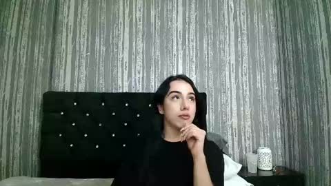 Snapshot of alicee_moonn chatting on May 13, 8:16 pm alicee_moonn online show from May 13, 8:16 pm