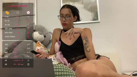 Alice Salvatore online show from March 25, 12:27 am