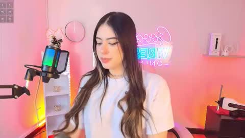 Alice online show from November 12, 12:49 pm