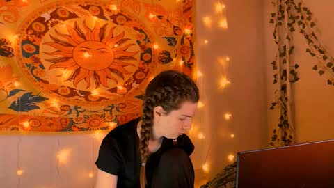 Alice online show from February 5, 5:12 am