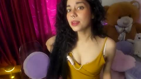 Snapshot of alicekingdom chatting on June 12, 9:14 pm Alicekingdom online show from June 12, 9:14 pm