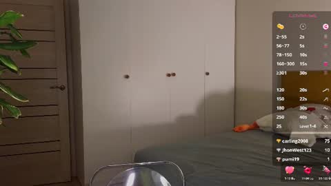 Snapshot of alicekingsleigh chatting on July 22, 5:10 am AliceKingsleigh online show from July 22, 5:10 am