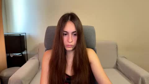 alicekollt online show from October 28, 9:35 am