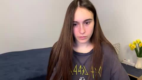 alicekollt online show from April 28, 2:27 am