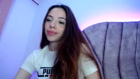 Snapshot of alicemary_533 chatting on October 29, 6:04 am Your Alice online show from October 29, 6:04 am