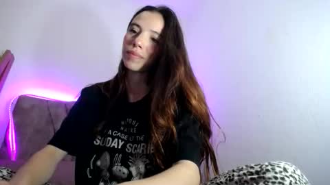 Snapshot of alicemary_533 chatting on April 19, 5:29 am Your Alice online show from April 19, 5:29 am