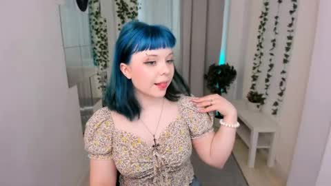 Alice online show from April 17, 9:40 pm