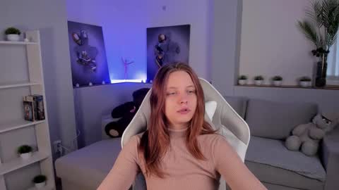 Alice online show from September 23, 2:36 am