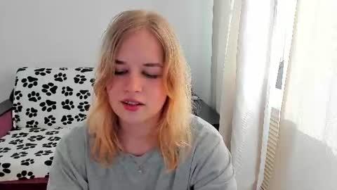 Alice online show from June 21, 5:04 pm