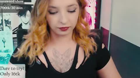 Snapshot of aliceriddle1 chatting on December 1, 7:41 pm aliceriddle1 online show from December 1, 7:41 pm