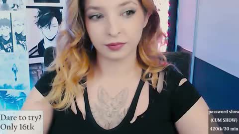 Snapshot of aliceriddle1 chatting on December 18, 12:00 pm aliceriddle1 online show from December 18, 12:00 pm