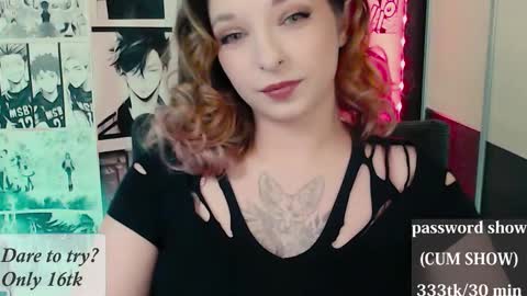 Snapshot of aliceriddle1 chatting on February 14, 6:59 pm aliceriddle1 online show from February 14, 6:59 pm