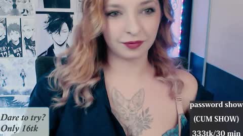 Snapshot of aliceriddle1 chatting on March 22, 6:33 pm aliceriddle1 online show from March 22, 6:33 pm