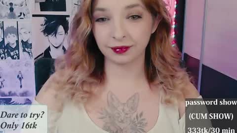 Snapshot of aliceriddle1 chatting on April 12, 11:10 pm aliceriddle1 online show from April 12, 11:10 pm
