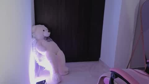 alice online show from March 14, 12:06 am