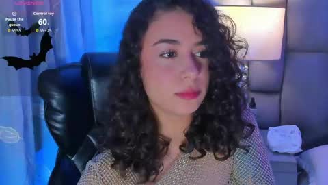 Alicestevens online show from May 7, 1:49 pm