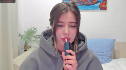 Alice online show from November 24, 5:34 pm