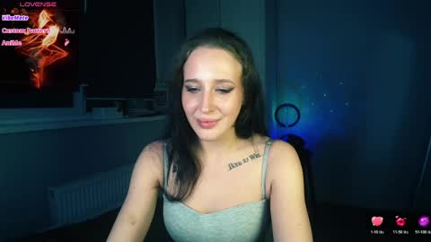 Snapshot of aliceturnon chatting on May 23, 11:42 pm Alice online show from May 23, 11:42 pm