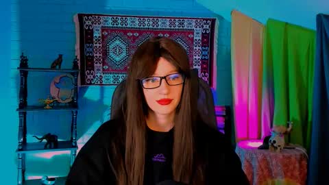 alicewelch_ online show from October 17, 8:17 am