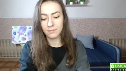 Snapshot of alicewonderful22 chatting on March 3, 10:17 am Alice online show from March 3, 10:17 am