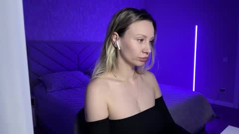 Alice online show from February 13, 11:37 pm