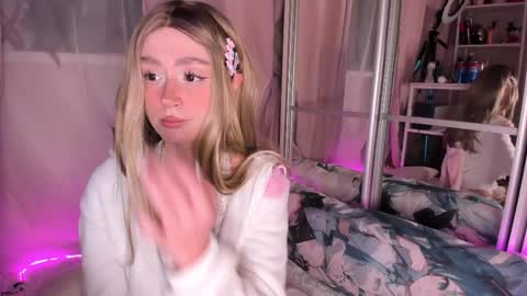 from wonderland online show from February 20, 3:12 pm