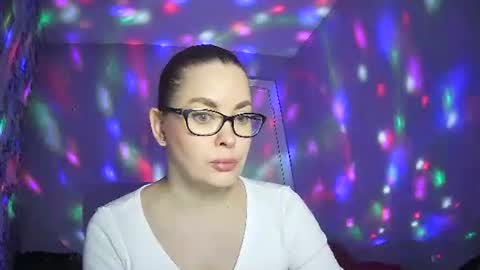 AlicexFresh online show from January 13, 11:59 am