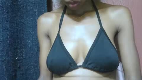 alicia253177 online show from February 14, 3:43 am