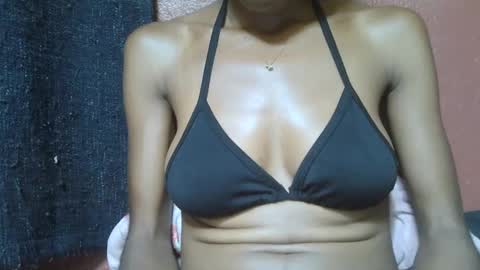 alicia253177 online show from February 16, 8:43 am