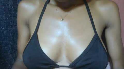 alicia253177 online show from February 18, 9:43 am