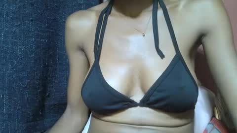 alicia253177 online show from March 10, 1:43 pm