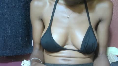 alicia253177 online show from March 12, 10:37 am