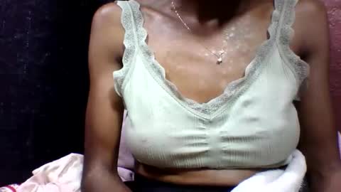 alicia253177 online show from September 14, 8:19 pm