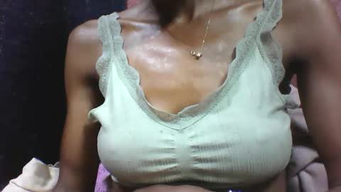 alicia253177 online show from September 16, 5:25 pm