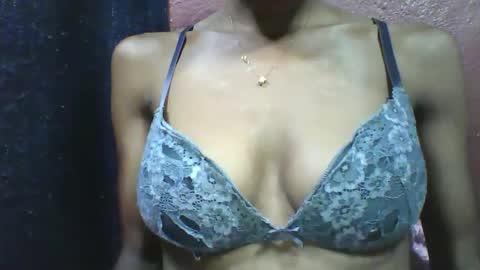 alicia253177 online show from September 17, 6:59 am