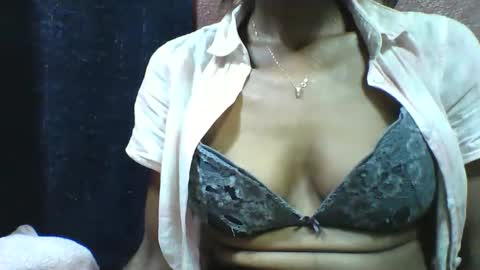 alicia253177 online show from September 22, 2:57 am