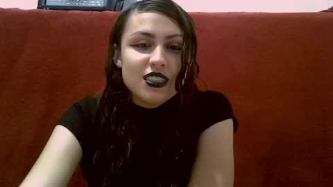 Snapshot of alicia_axiom chatting on May 21, 8:16 pm alicia_axiom online show from May 21, 8:16 pm