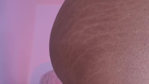 Snapshot of alicia_kyse chatting on June 4, 3:01 am Alicia Kyse online show from June 4, 3:01 am