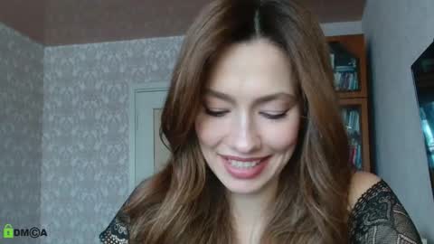 Alicia online show from November 22, 9:19 am