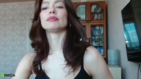 Alicia online show from May 3, 10:21 am