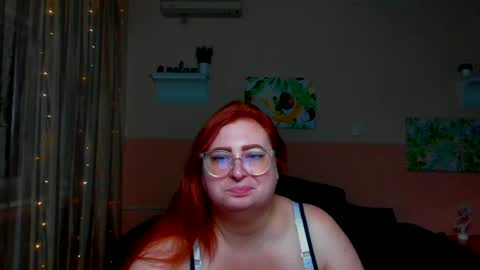 Snapshot of alicia_side_red chatting on June 29, 5:25 am Alicia online show from June 29, 5:25 am