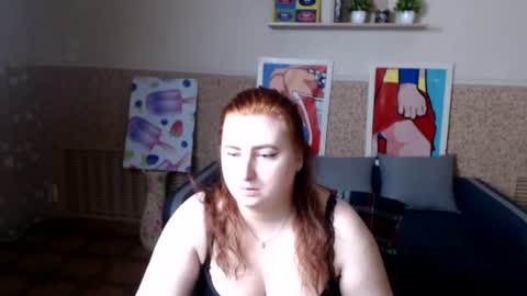 Snapshot of alicia_side_red chatting on July 13, 5:21 am Alicia online show from July 13, 5:21 am