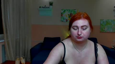 Snapshot of alicia_side_red chatting on July 23, 11:30 am Alicia online show from July 23, 11:30 am
